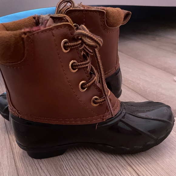 Girls Black & Tan Snow Boots size 11T - Picture 5 of 6